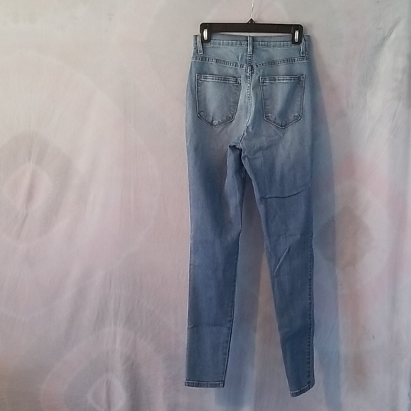 Jeans - Picture 2 of 3